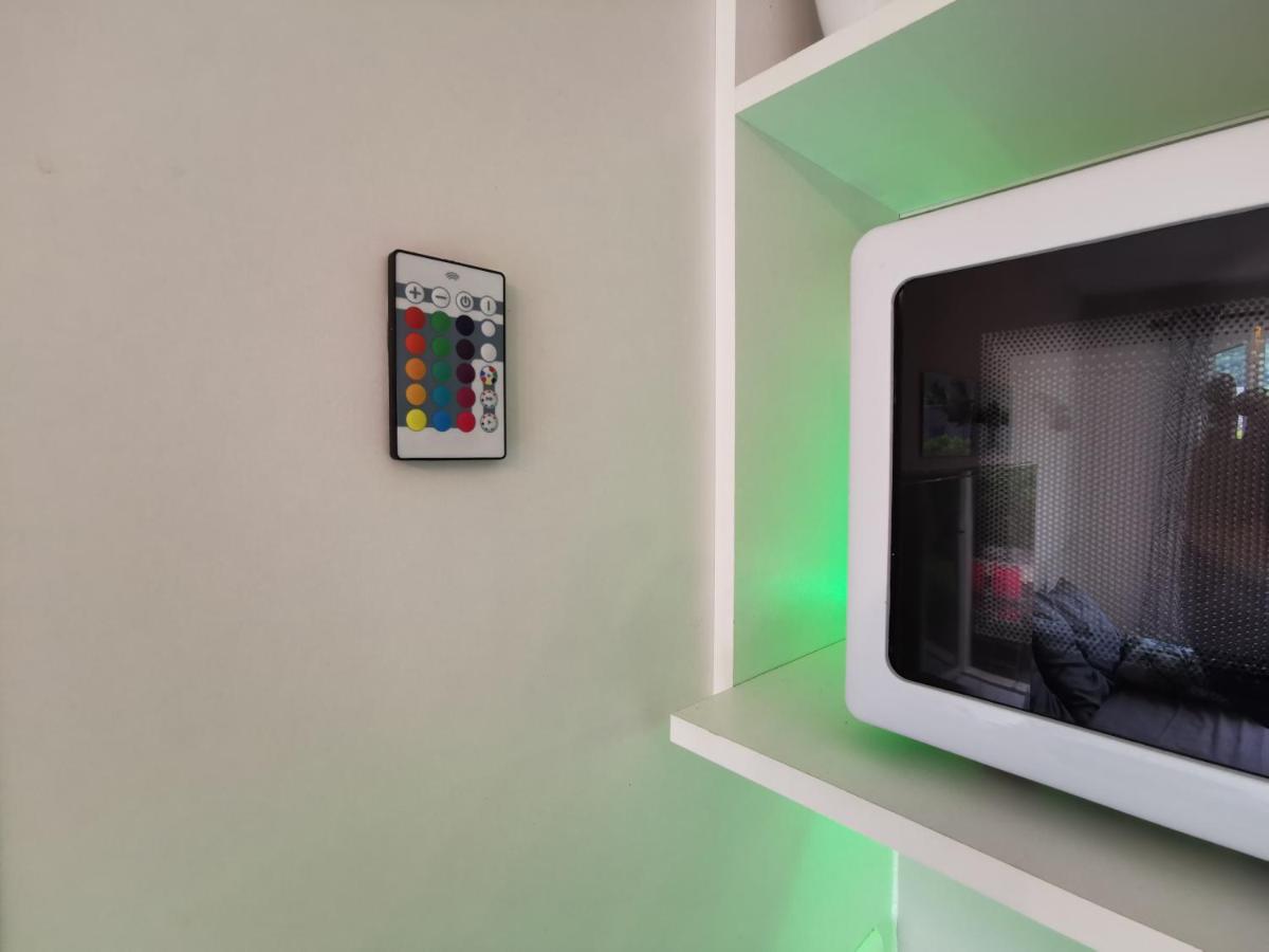 Au 11 T3 Duplex, Village Vacances, Piscines, Parking Saint-Geniez-dʼOlt 외부 사진