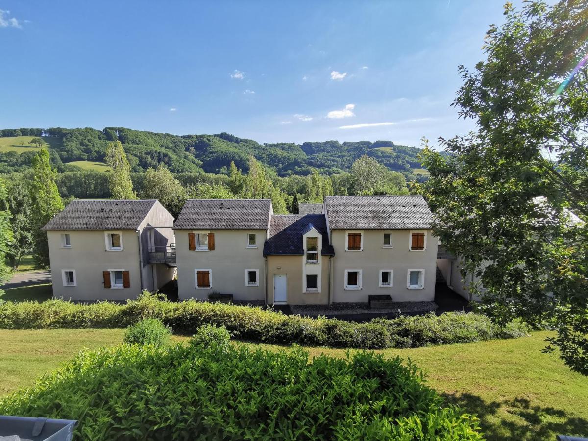 Au 11 T3 Duplex, Village Vacances, Piscines, Parking Saint-Geniez-dʼOlt 외부 사진